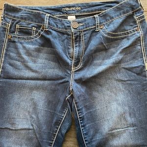 (3 for $18) Maurices jeans size 16 rarely worn